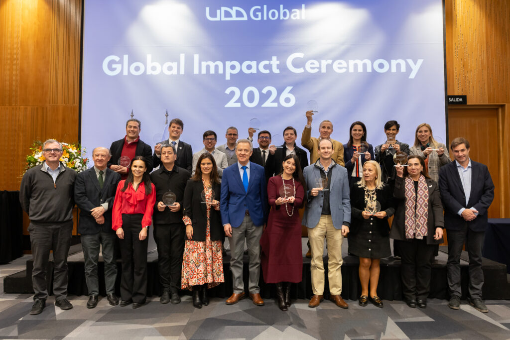 Profesora Wendy Inostroza recibe el Global Spirit Award
