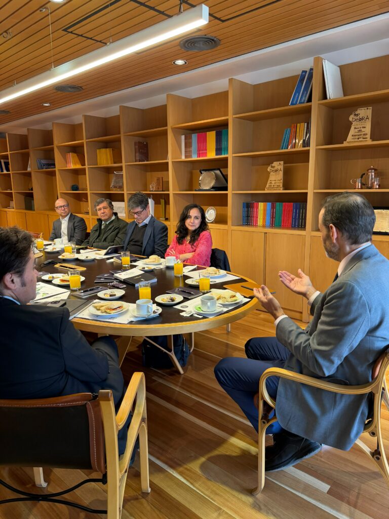 conversatorio "Perspectivas de la Industria de la Energía en Estados Unidos y Chile" 3